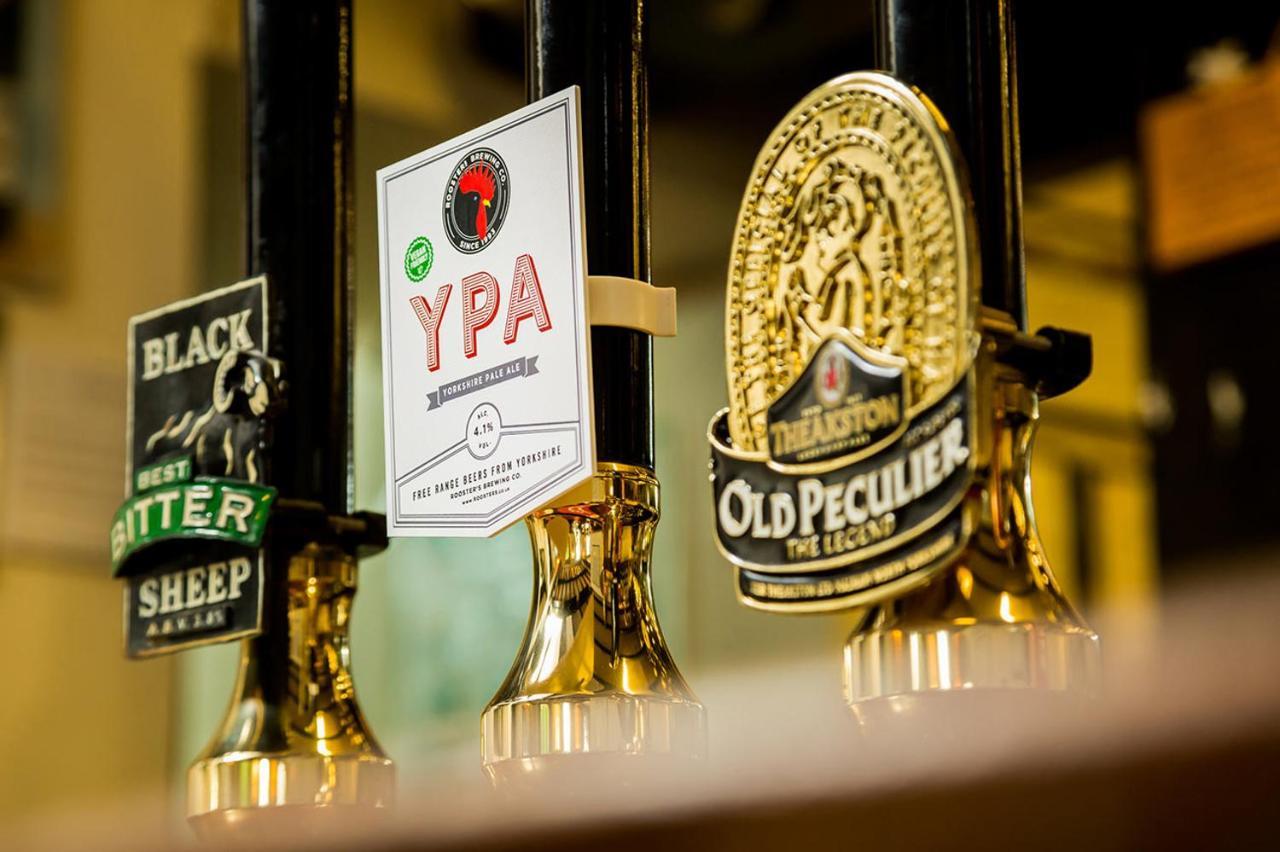 The Queens Head Kettlesing 해러게이트 외부 사진
